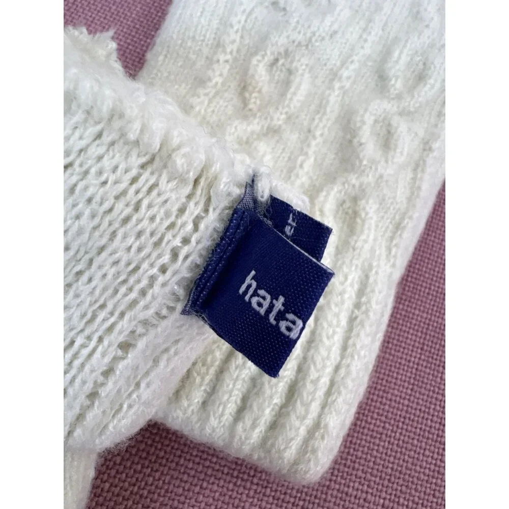 Hat Attack Frosty Touch Gloves in Ivory One Size Womens Smart Mittens